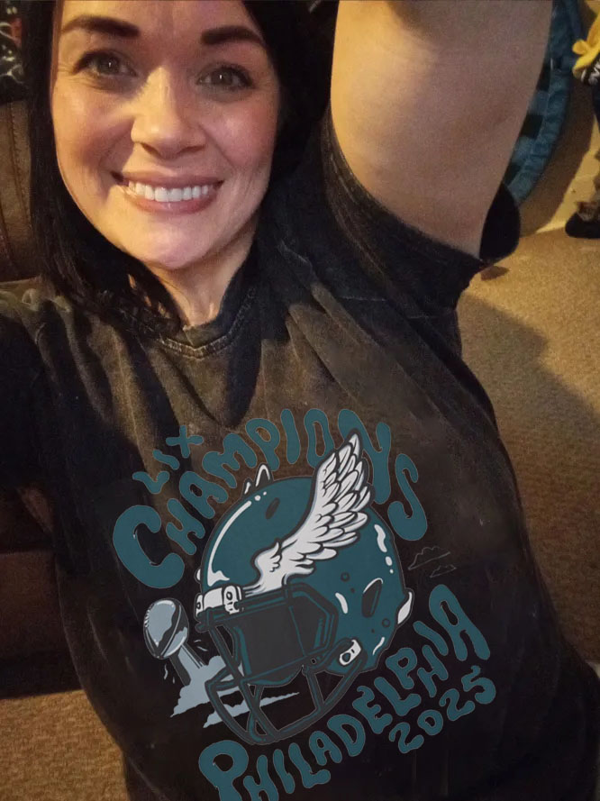 Philadelphia Eagles Champions T-Shirt/Sweatshirt photo review